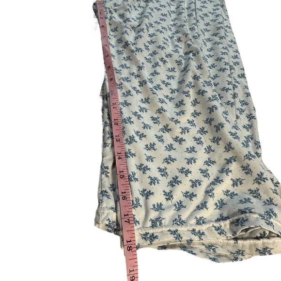 Body Touch Intimates Two Piece Pajama Set Sz 3X Cropped Pant Blue Floral Soft - Picture 9 of 13